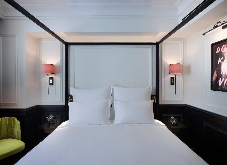 DOUBLE CLASSIC Room