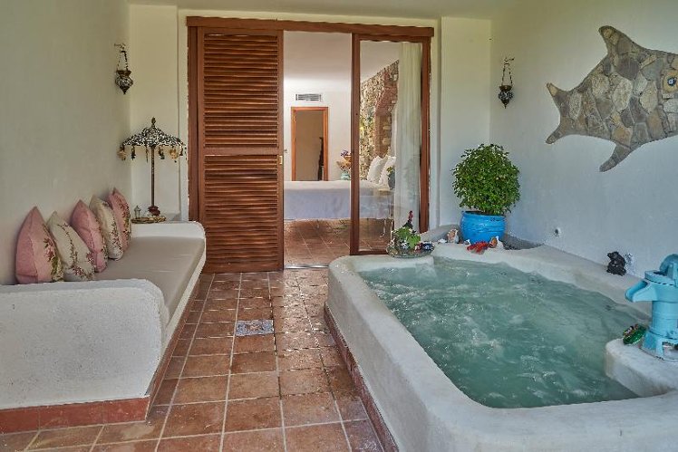 SUITE WITH JACUZZI Room