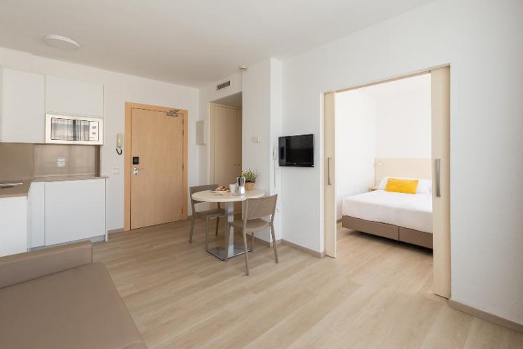 STUDIO SUPERIOR CAPACITY 2 Room