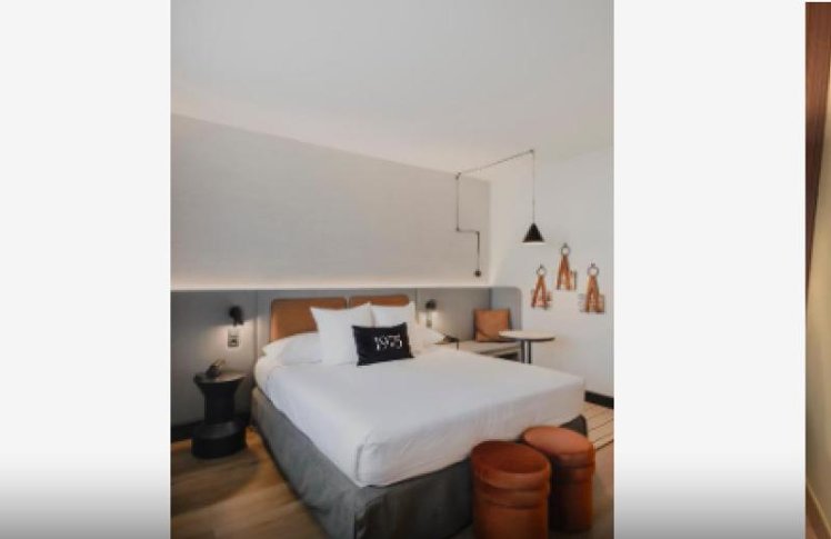 DOUBLE SINGLE USE Accessible Room