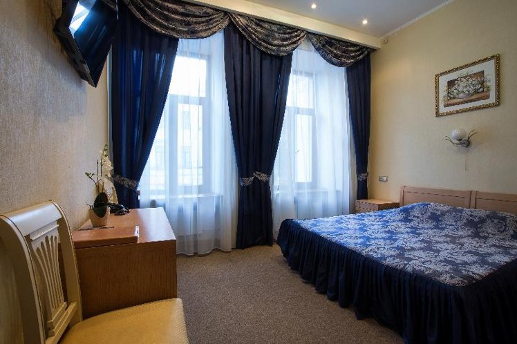 JUNIOR SUITE STANDARD Room
