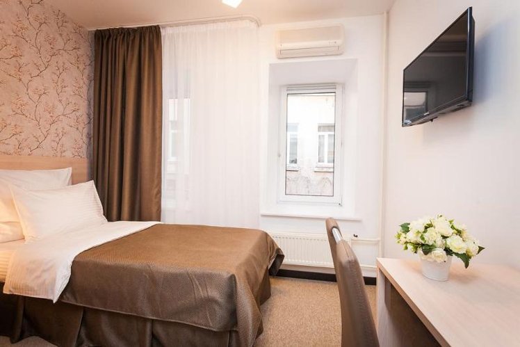 SINGLE STANDARD Room