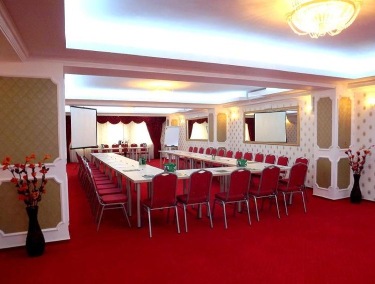 West Plaza Hotel Bucharest