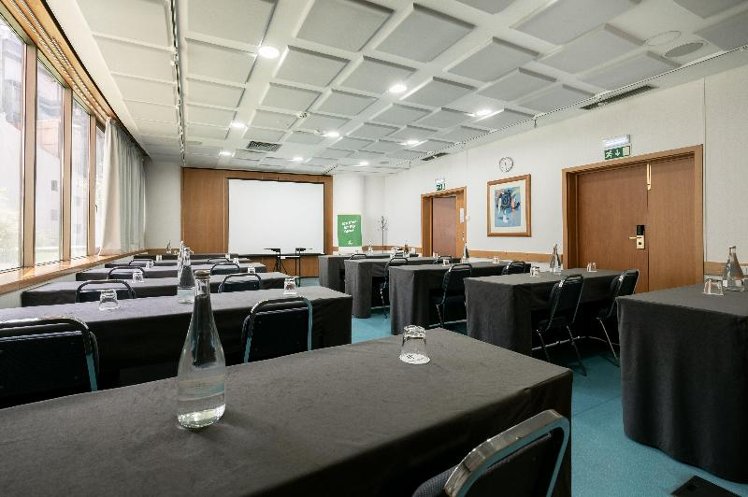 Holiday Inn Lisbon - Continental