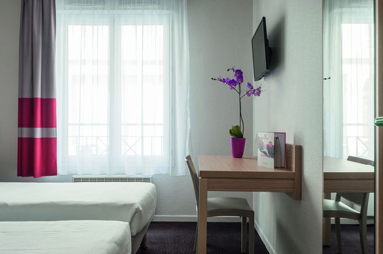 STUDIO TWO BEDS Room