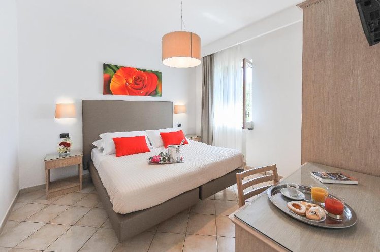 TWIN GARDEN VIEW Room