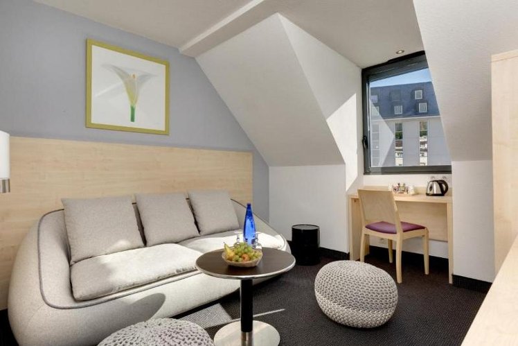 JUNIOR SUITE STANDARD Room