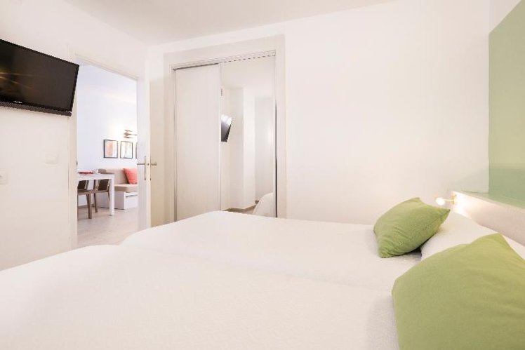 APARTMENT WITH BALCONY Room