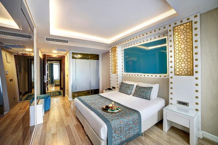 Double or Twin SUPERIOR Room