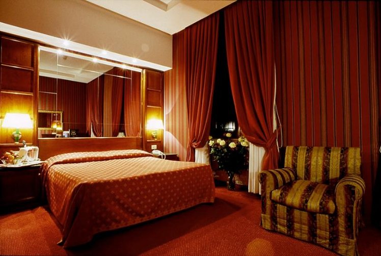 SINGLE SUPERIOR Room
