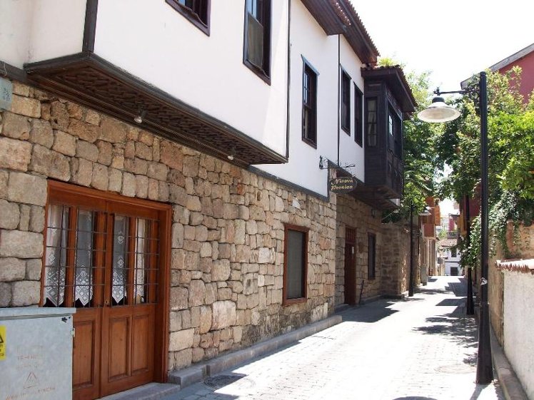 Ninova Pension