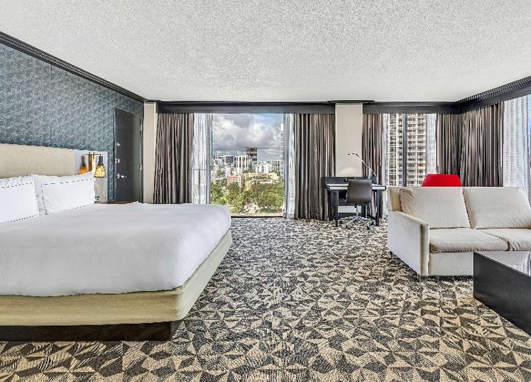 JUNIOR SUITE KING SIZE BED Room