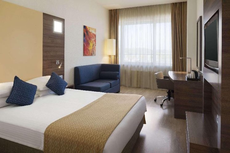 Ramada Encore Kyiv
