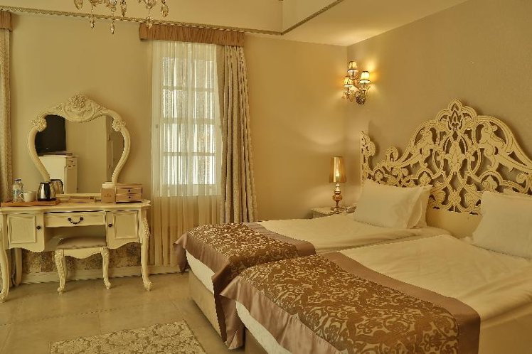 DOUBLE STANDARD Room