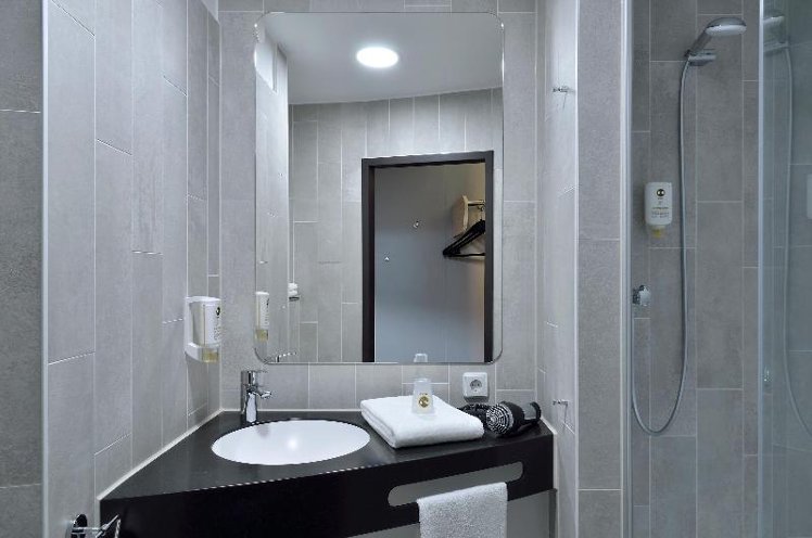 B&B Hotel Köln-West