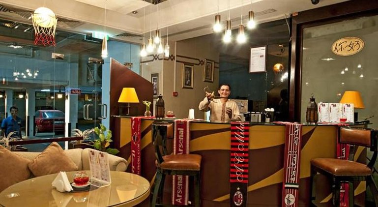 Bar