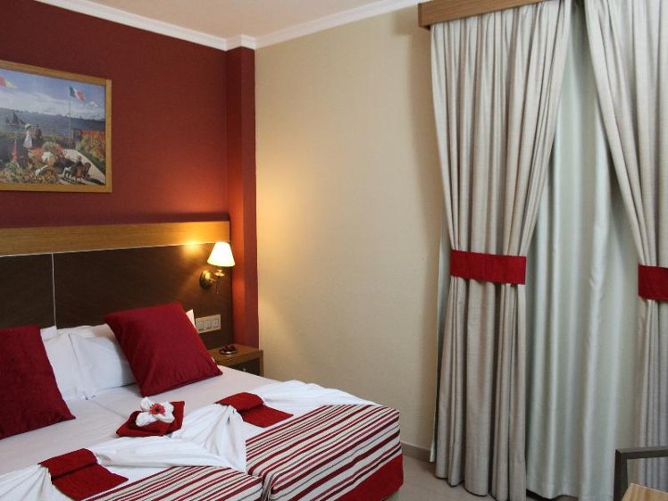 DOUBLE SINGLE USE STANDARD Room