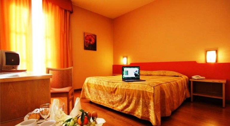 Double or Twin STANDARD Room