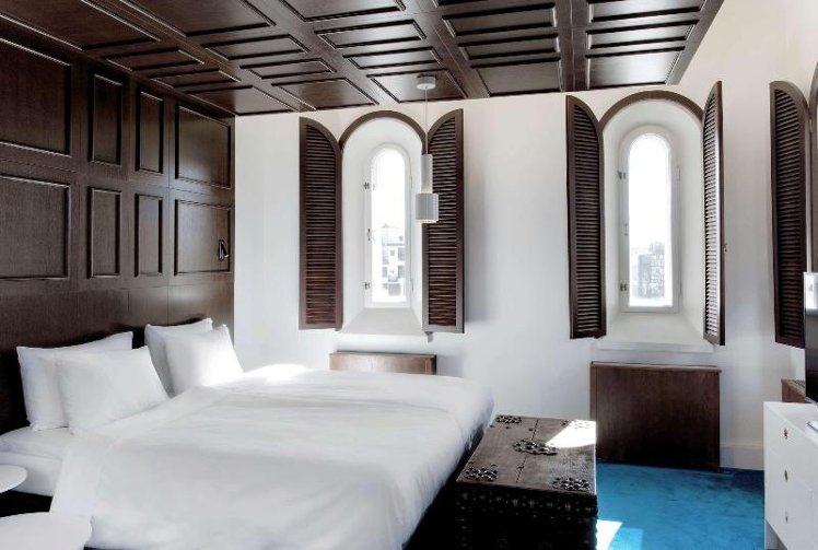 SUITE KING SIZE BED Room