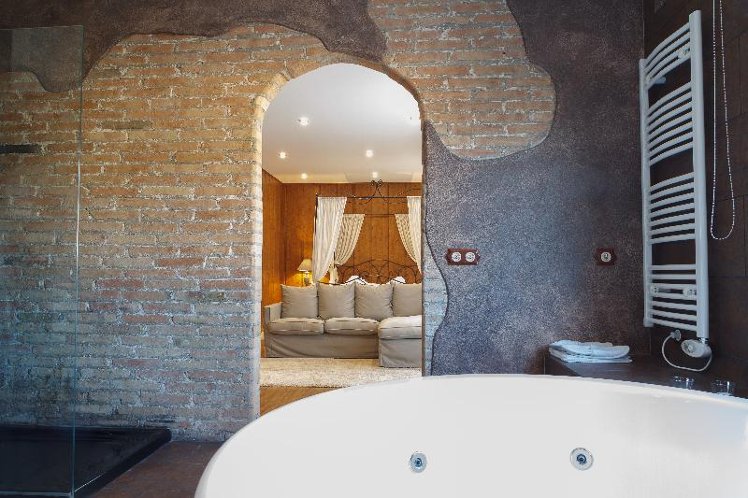SUITE WITH JACUZZI Room