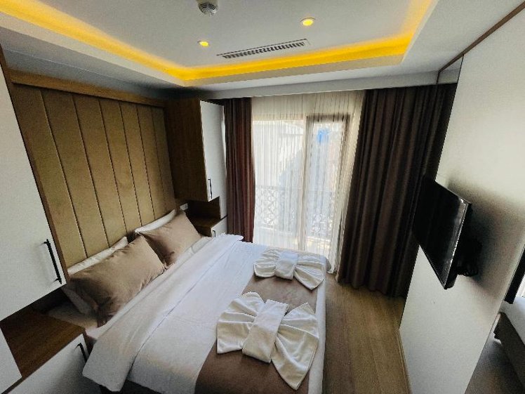 DOUBLE STANDARD Room