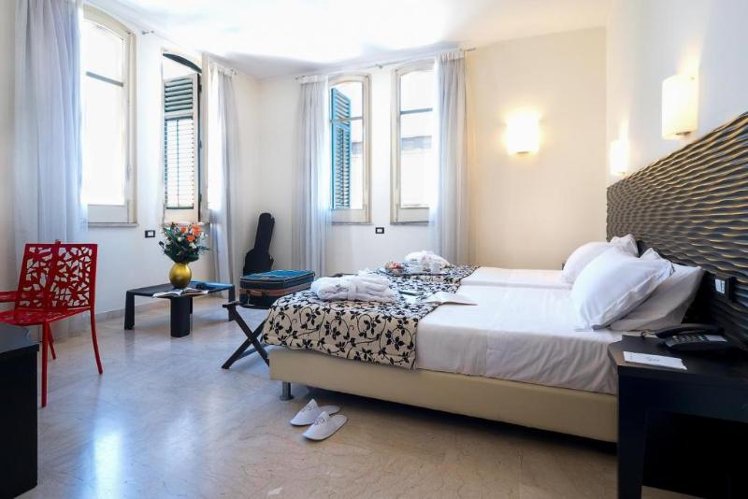 DOUBLE SINGLE USE SUPERIOR Room