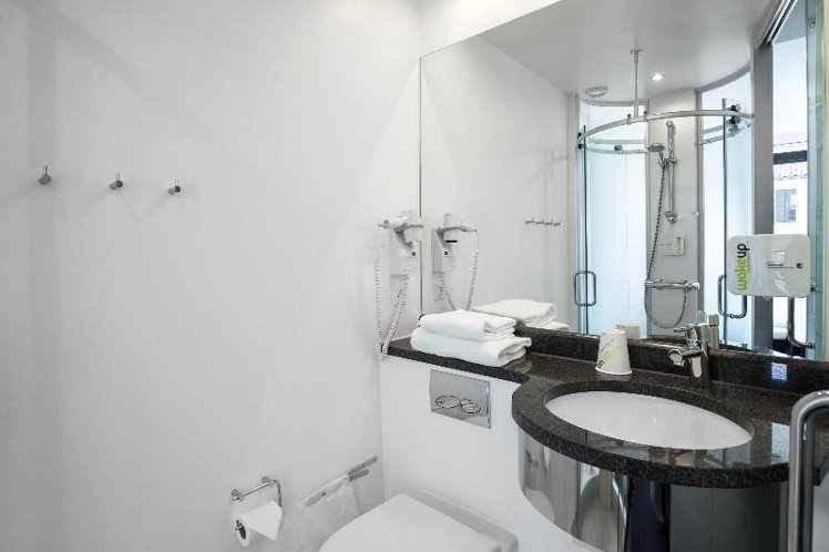 SINGLE WITH VIEWS Room