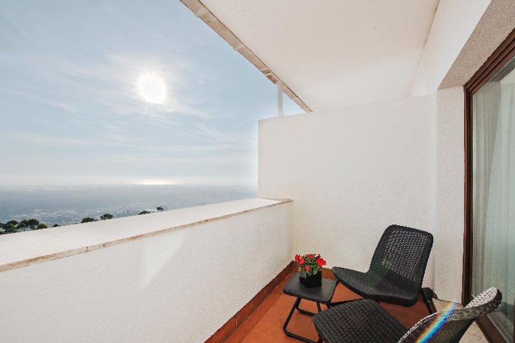 DOUBLE WITH BALCONY Room