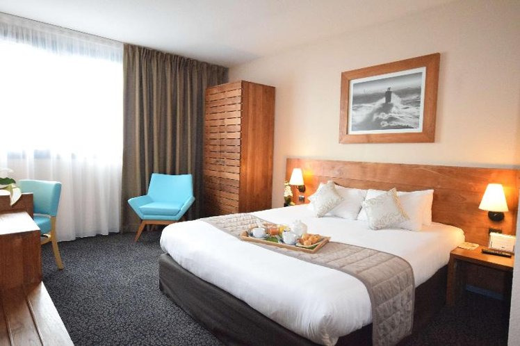 DOUBLE STANDARD Room
