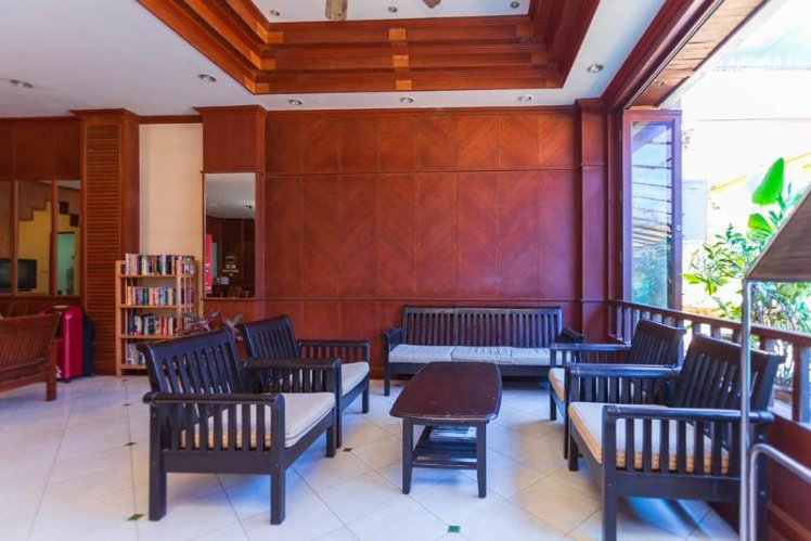Oyo 385 Aonang President Hotel