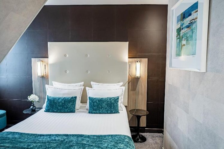 DOUBLE CLASSIC CITY VIEW Room