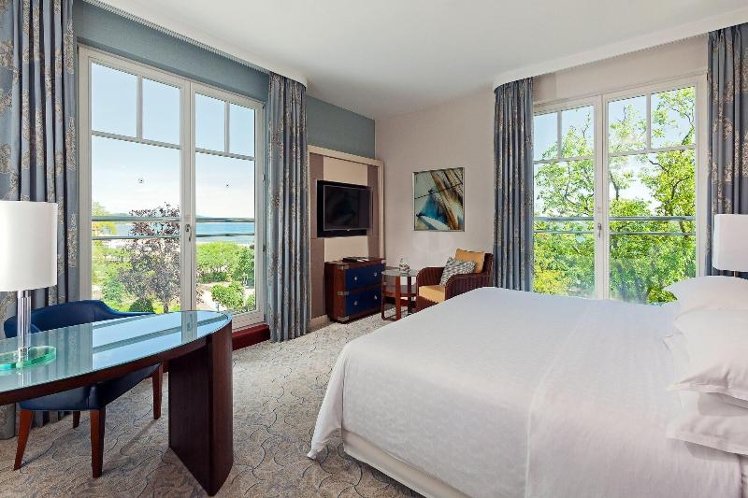DOUBLE PREMIUM SEA VIEW Room
