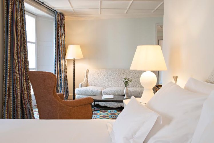 DOUBLE SUPERIOR Room