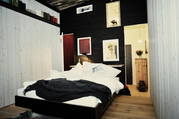 DOUBLE KING SIZE BED Room