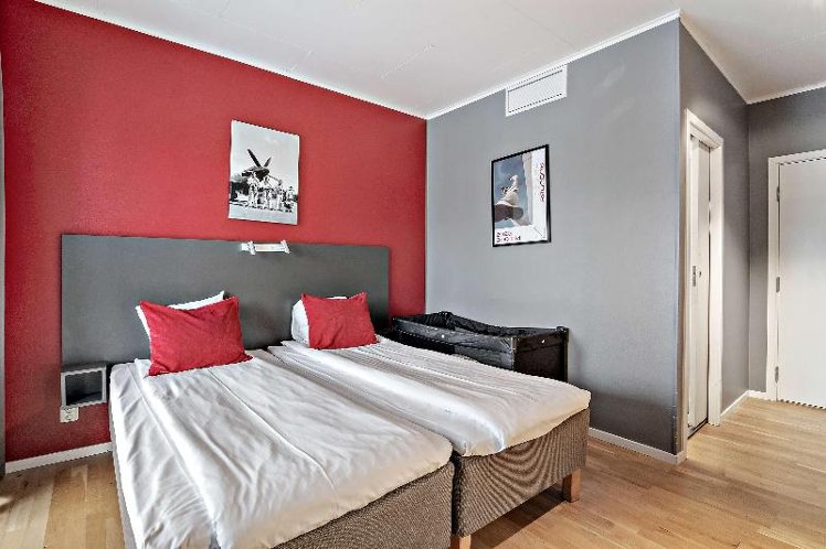 DOUBLE SUPERIOR Room