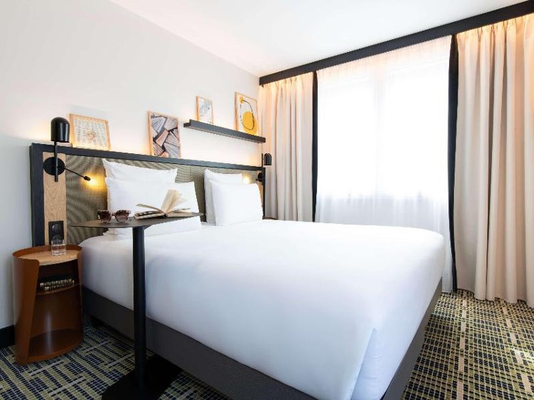 DOUBLE WITH DOUBLE BED Room
