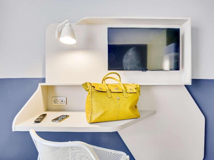 TWIN STANDARD Room
