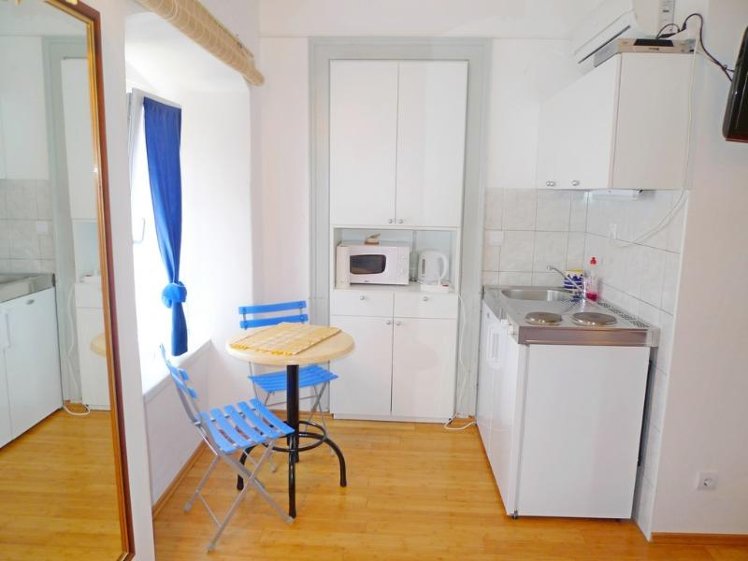 STUDIO CAPACITY 2 Room