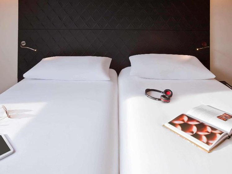 TWIN STANDARD Room