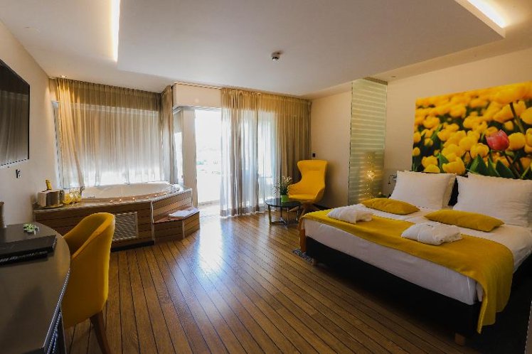 DOUBLE PREMIUM Room
