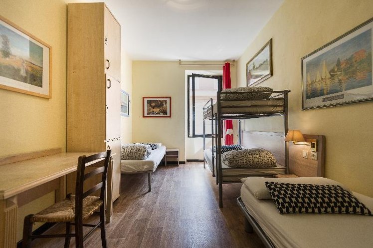 TRIPLE STANDARD Room