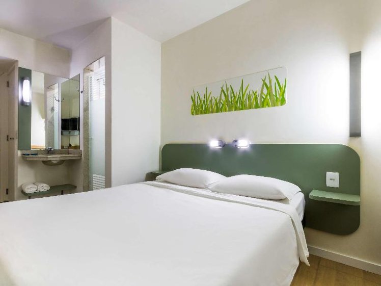 DOUBLE STANDARD Room