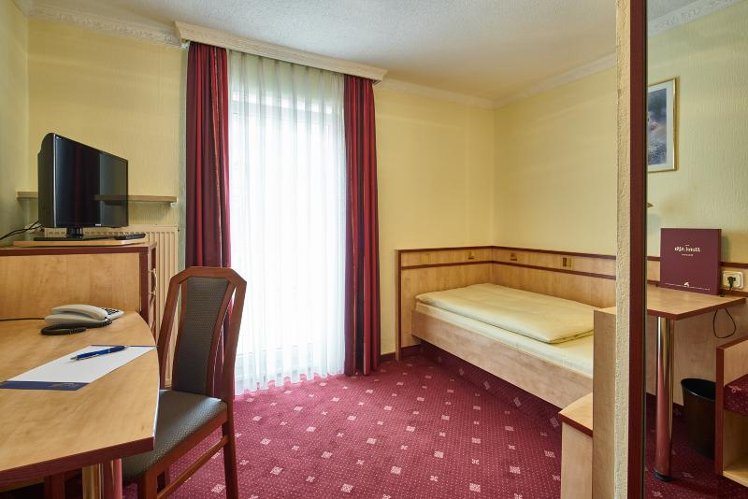 SINGLE COMFORT Room