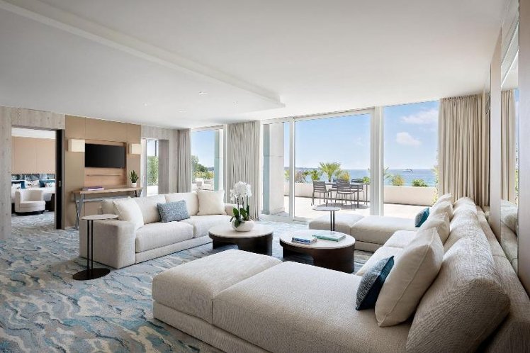 SUITE Presidential Room