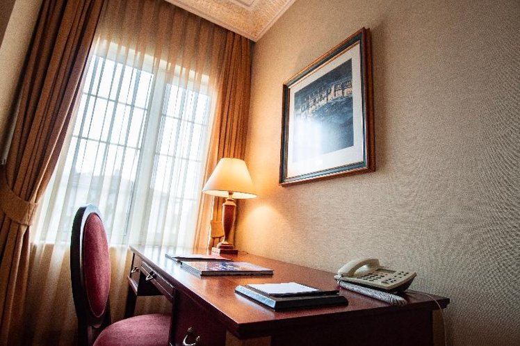DOUBLE STANDARD Room