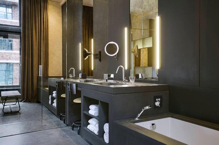 DOUBLE CANAL VIEW Room