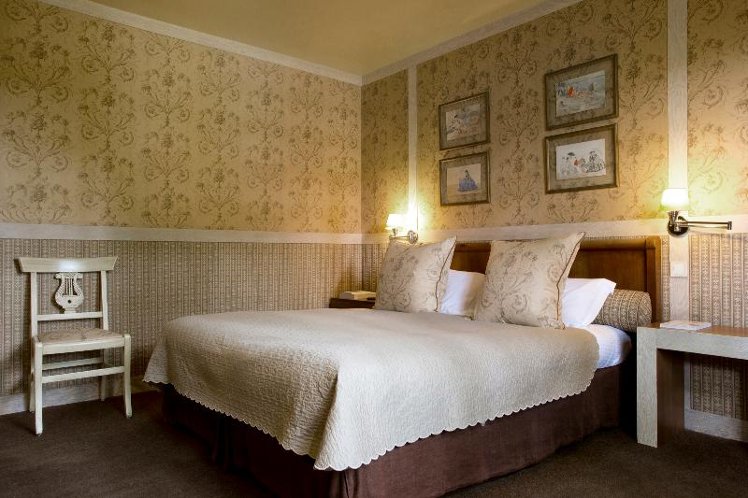 DOUBLE SUPERIOR Room