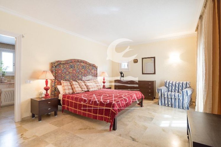 APARTMENT CAPACITY 7 THREE BEDROOMS Room