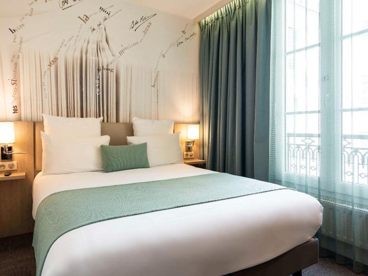 DOUBLE WITH DOUBLE BED Room