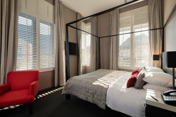 DOUBLE SUPERIOR Room